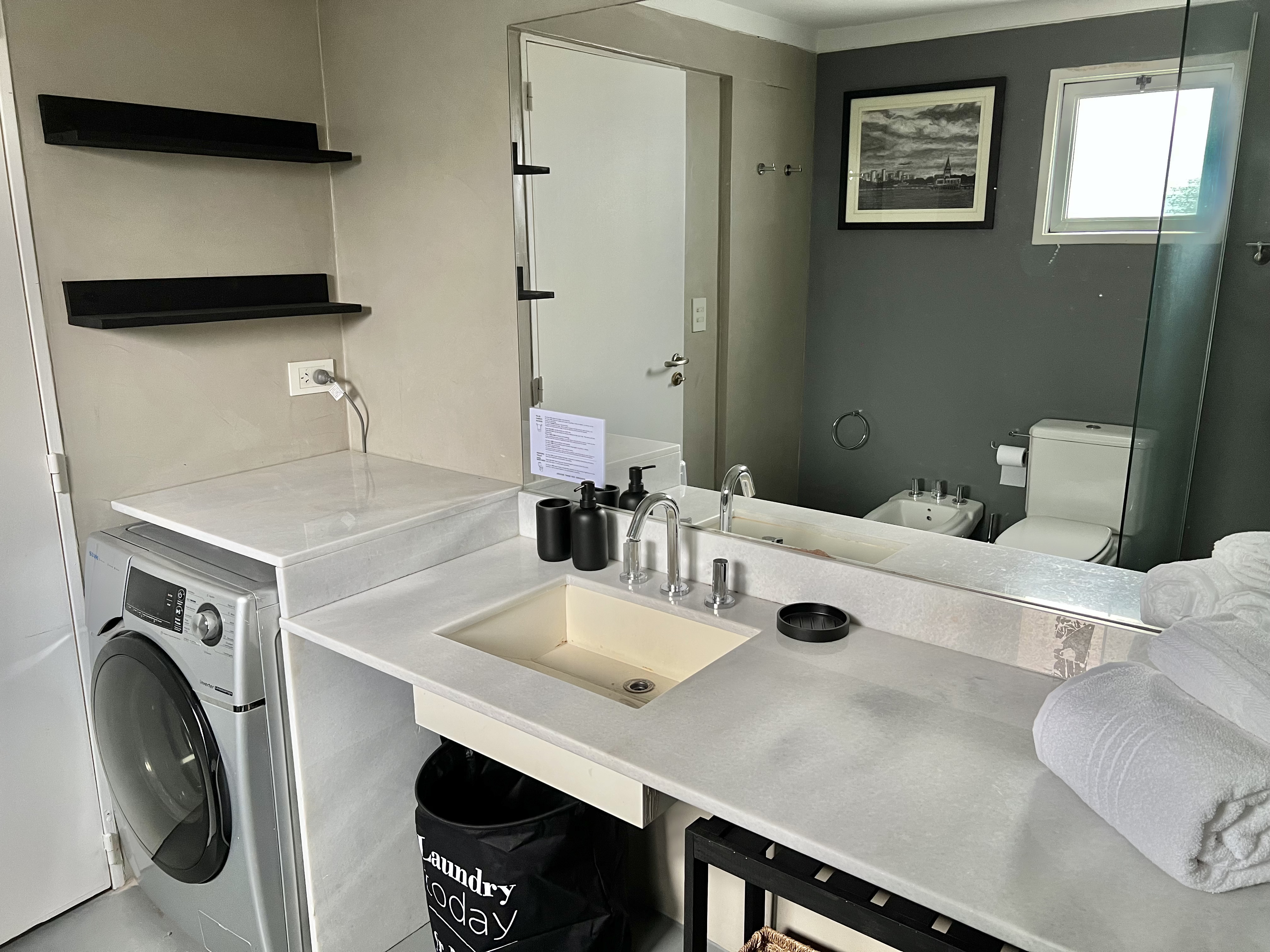 Baño completo con lavarropas